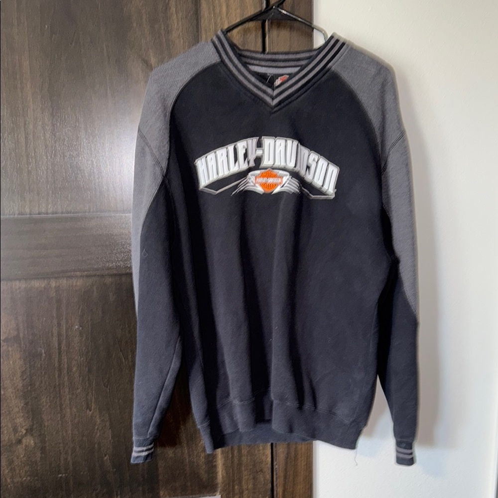 Harley-Davidson V-Neck Black and Gray Sweater
